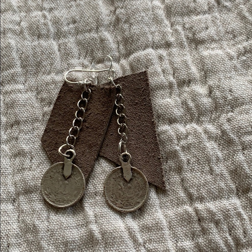 Leather and silver earrings